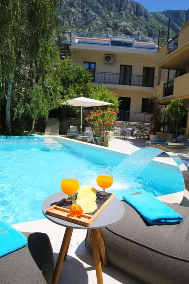 Отель Hotel Alkima Котор-13